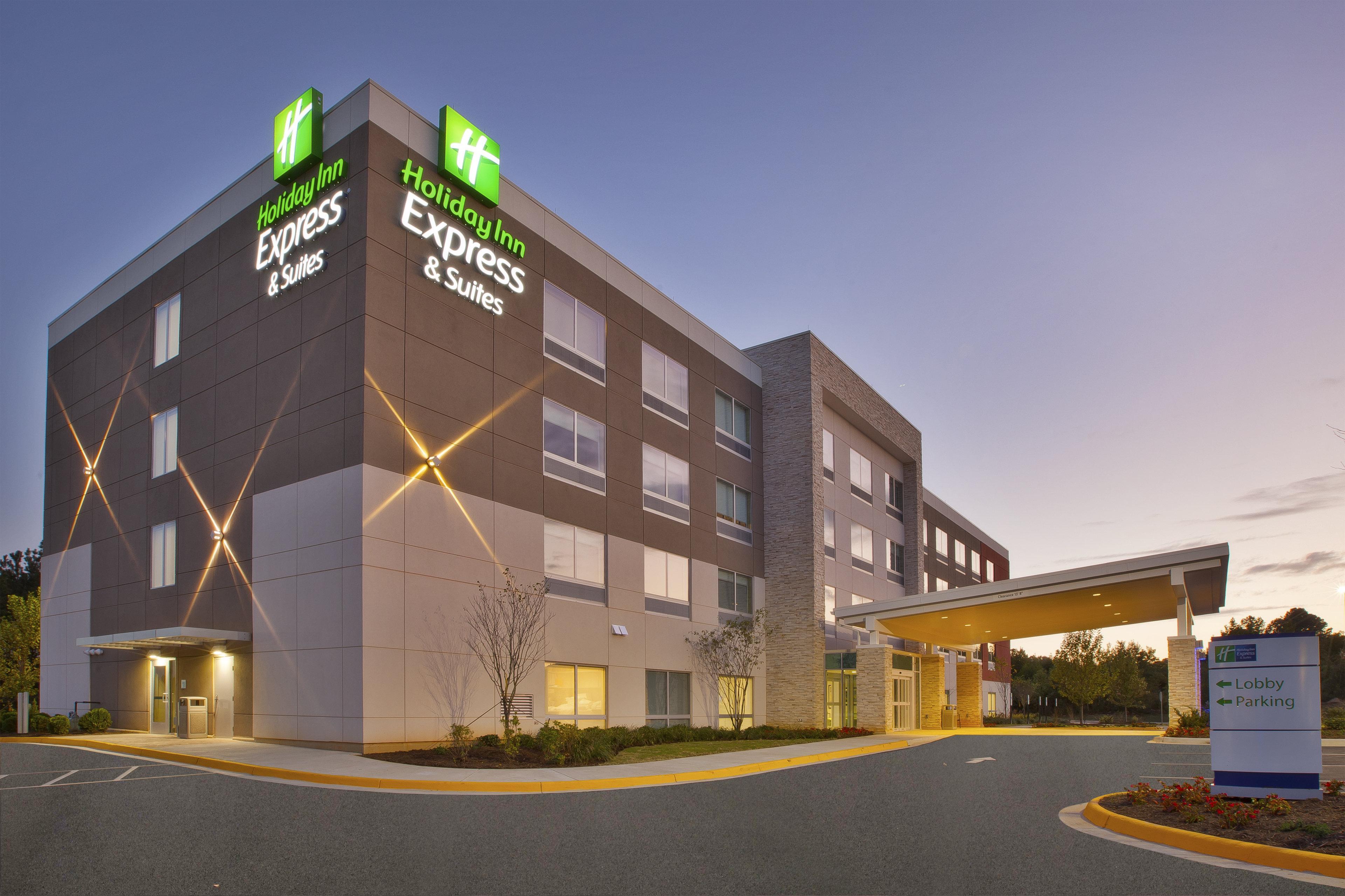 Holiday Inn Express And Suites South Hill By Ihg Buitenkant foto