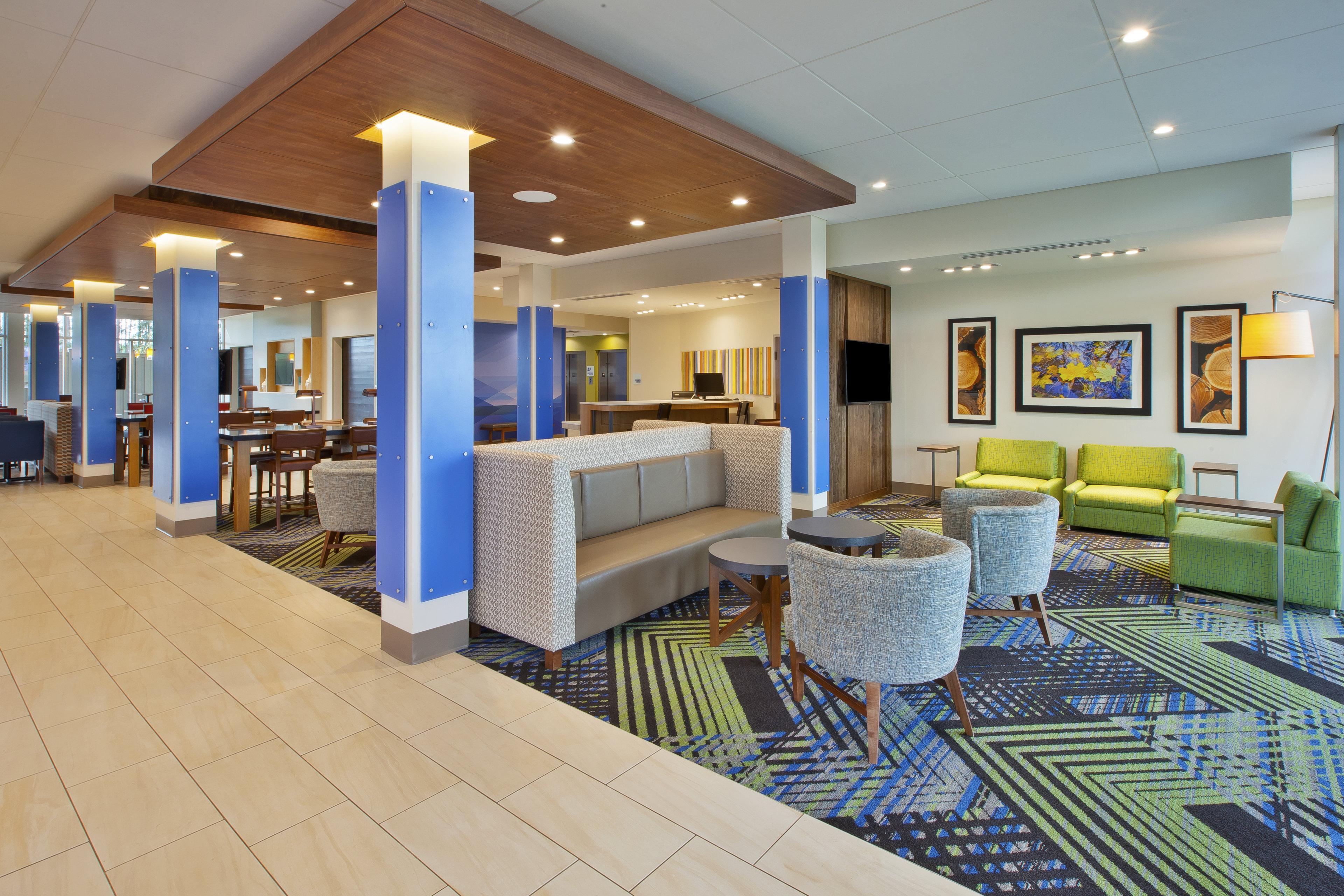 Holiday Inn Express And Suites South Hill By Ihg Buitenkant foto